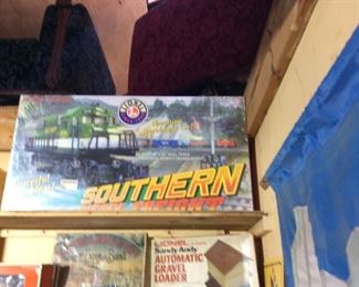 LIONEL SOUTHERN DIESEL FRIEGHT -NEW IN THE BOX