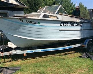 IO MOTOR BOAT -MERCRUSER