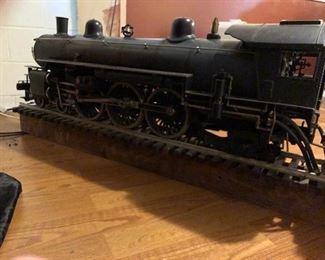 RIDE STEAM OPERATED TRAIN