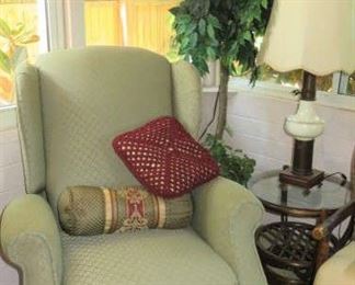 Wingback Recliner Arm Chair