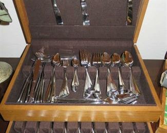 Retroneu Flatware Set Made in Korea