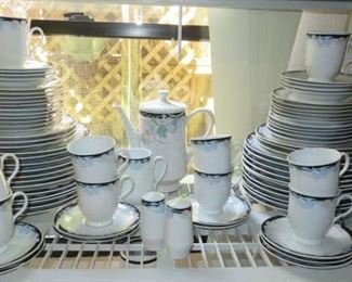 Vintage Caravel by Excel China Set