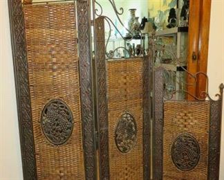 Trifold Metal Wicker Grape Design Room Divider