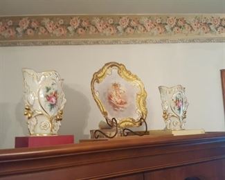 Beautiful china in several cases.