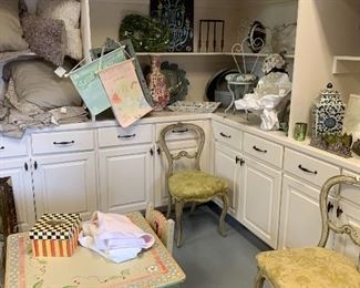 Boutique furnishings