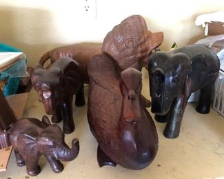 WOOD CARVED ANIMALS