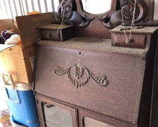 DROP FRONT SECRETARY