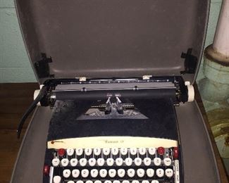 Vintage Sears Forecast 12 Typewriter