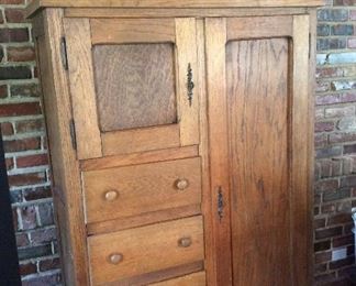 Oak Wardrobe 