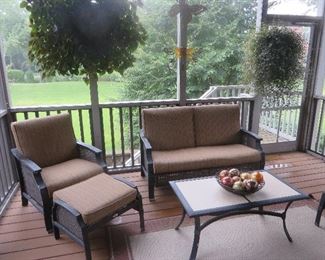6 PCs Patio Conversation Set with Cushions
Settee, 2 Chairs, Ottoman Coffee Table & accent Table
Hampton Bay