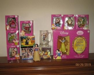 Snow White & the 7 Dwarves Disney Collectibles