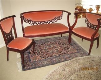 Victorian Style Settee with Chairs, 3 X 5 Area Rug