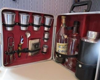 travel bar