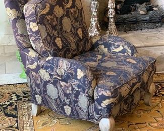 Pearson Furniture Upholstered Floral Chair #1	42x35x45in		 
