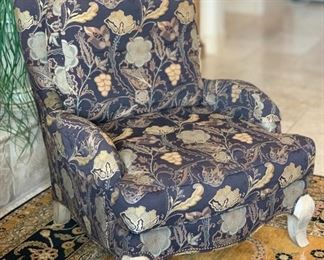 Pearson Furniture Upholstered Floral Chair #2	42x35x45in		 
