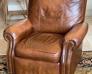 Zagaroli Classics Leather Nailhead Recliner 	42x38x40in		Some finish wear from normal use.. on armrest mainly the 
