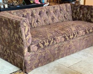 Heirloom Furniture  Drop Side Sofa	 		 
