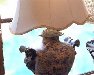 Alexander-John Vase Lamp #1 JRL-7410	 		 
