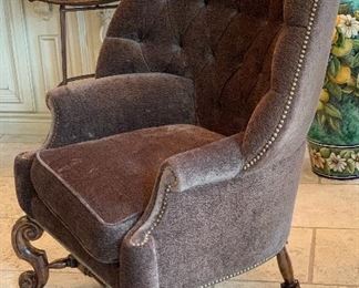 Tufted Nailhead Fabric Chair	44x36x32in	HxWxD	 