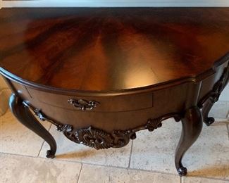 Maitland-Smith Entryway Table Halfmoon	34 x 48 x 22	HxWxD	