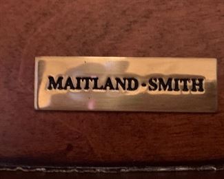 Maitland-Smith Entryway Table Halfmoon	34 x 48 x 22	HxWxD	