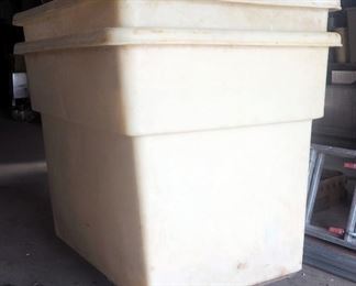 Fusion Plastic Bulk Box Truck, 35" X 43" X 29, Qty 2