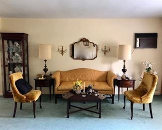 Vintage traditional living room furniture 