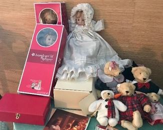 American Girl Dolls and Accessories, Lee Middleton Dolls, Madam Alexander Dolls and More