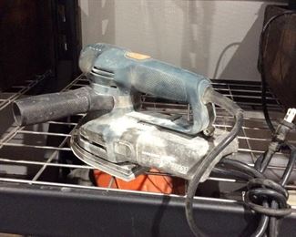 Electric sander