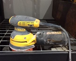 DeWalt orbital sander