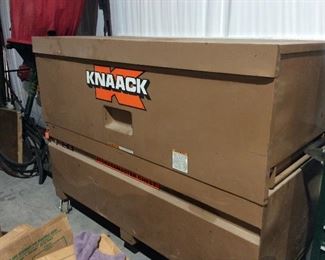 Knack Tool or Storage Chest