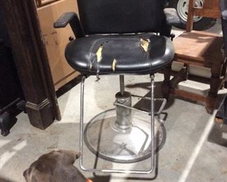 Hair salon chair