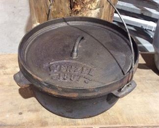 Wenzel cast iron Dutch oven