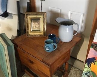 Small drop leaf table