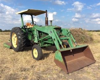  John Deere tractor Model 2040 