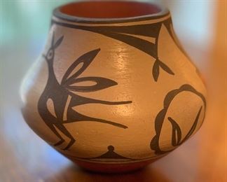 Maxine Shije ZIA Pottery Native American	 

