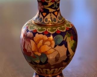 Chinese cloisonné Vase 5.5in	