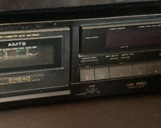 Aiwa AD-F810 Cassette Deck	