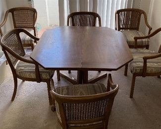 Vintage Walnut Dining Table w/ 6 Chairs	 	