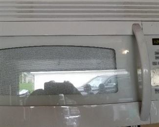 Above the stove Mircrowave