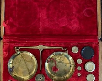 Antique jewelry scale in velvet lined original box
