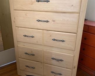 Large pine chest of drawers