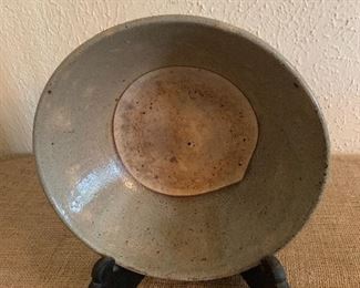 Chinese pottery bowl