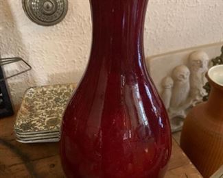 Chinese pigeon blood vase