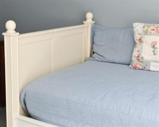Cottage White Daybed, Bed Linens