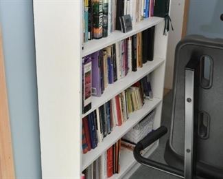 White Painted Bookshelf /Bookcase
