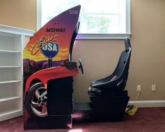 Midway Games Cruis'n USA Driving Arcade Console, 1994