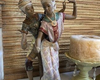 Lladro Figurine Thai Couple Dance (22 x 11) - $890 ( was $1,624 )