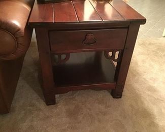 End table