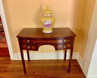 Small sideboard/desk with drawer